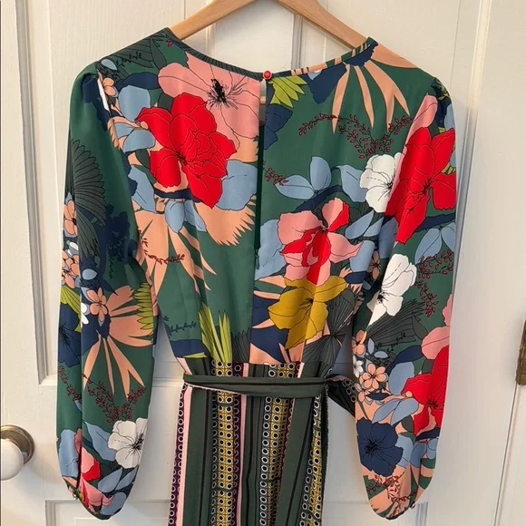 Floral Green Maxi Dress - Picture 4 of 13